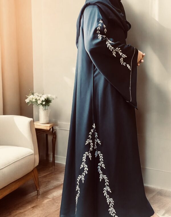 Abroo Abaya - Black - Image 2