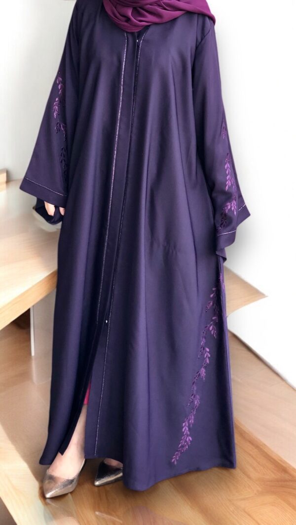 Abroo Abaya - Black - Image 3