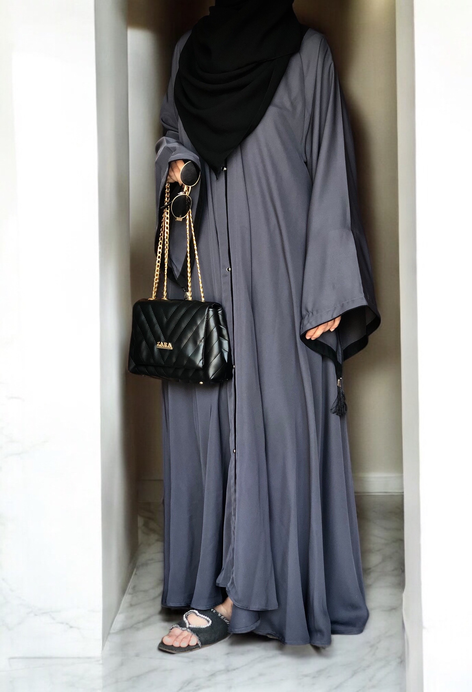 Aizey Abaya - Grey